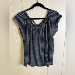 Lauren Conrad Short-Sleeve Blouse M